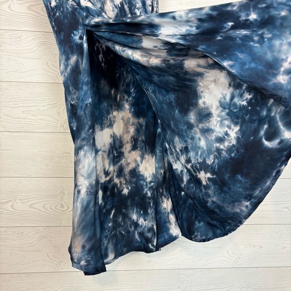 Young Fabulous & Broke Blue Tie Dye Two Piece Set Size Large - Picture 7 of 15